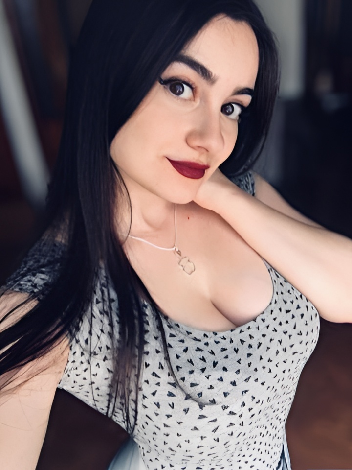 Инга привлекальеная девушка из Абакана цена от 1500 руб