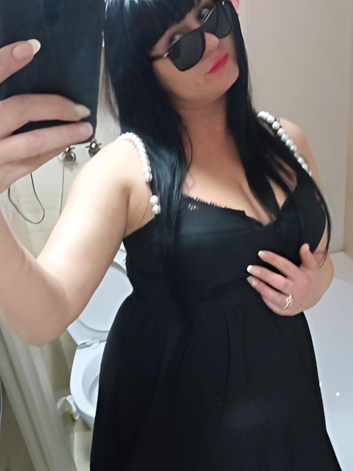 Сесилия привлекальеная девушка из Абакана цена от 10000 руб