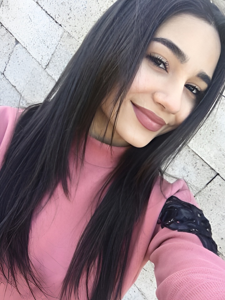 Индивидуалка Яна, доступна для личного знакомства от 2000 руб