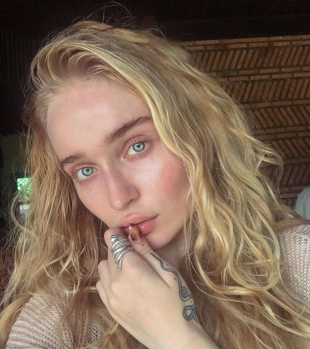 Яночка привлекальеная девушка из Абакана цена от 4000 руб