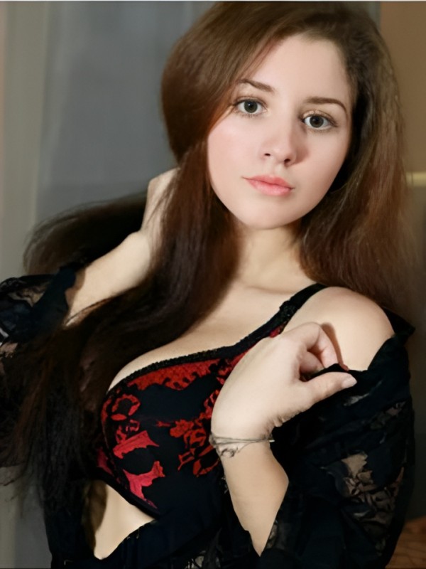 Анюта привлекательная девушка из Абакана цена от 1500 руб