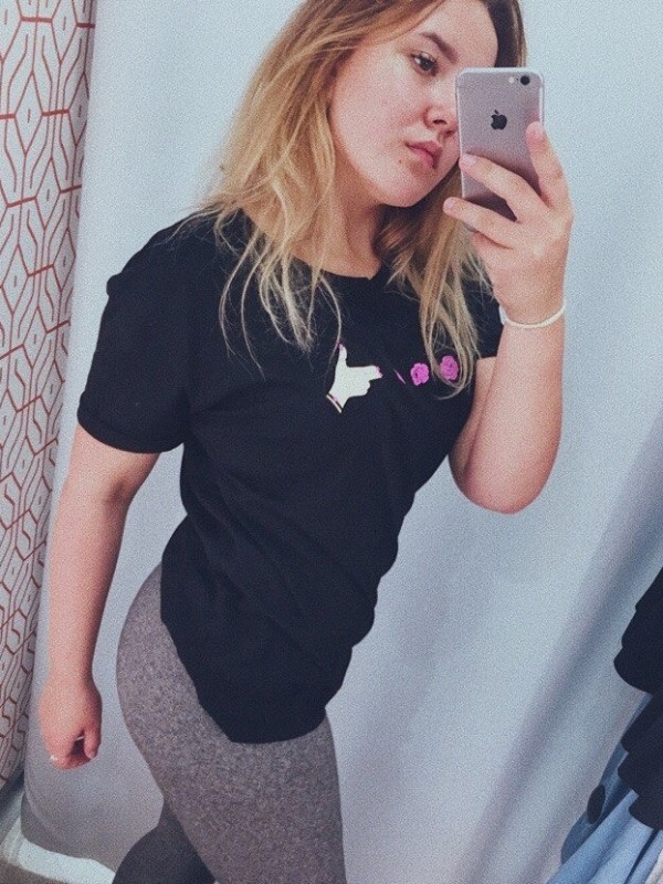 Алина привлекательная девушка из Абакана цена от 3000 руб