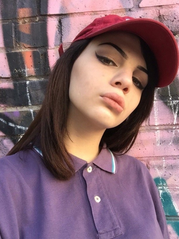 Флора привлекательная девушка из Абакана цена от 3500 руб