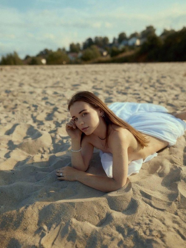 Тоня привлекательная девушка из Абакана цена от 5000 руб